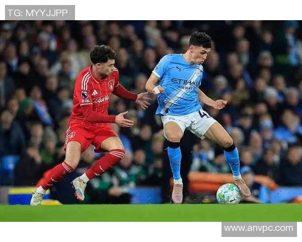 莱比锡逆转曼城引发争议判罚全场沸腾世界杯精彩瞬间回顾