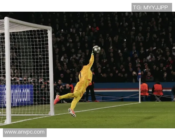 欧联杯精彩对决利物浦大胜巴黎圣日耳曼乌龙球瞬间点燃全场激情